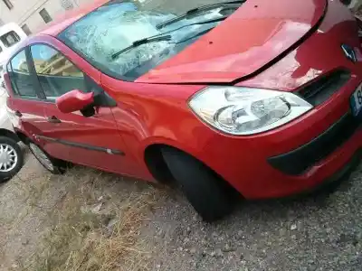 Scrapping Vehicle renault clio iii luxe privilege of the year 2006 powered k4j780