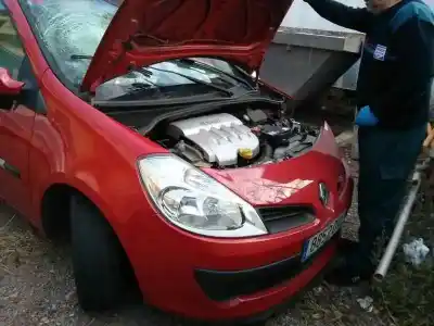 Scrapping Vehicle renault clio iii luxe privilege of the year 2006 powered k4j780