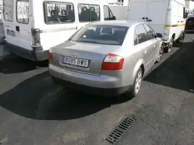 Veículo de Sucata audi a4 berlina (8e) 1.8 t sport edition do ano 2002 alimentado avj