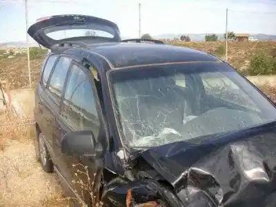 Veículo de Sucata kia carens 2.0 crdi ex monovolumen do ano 2005 alimentado d4ea