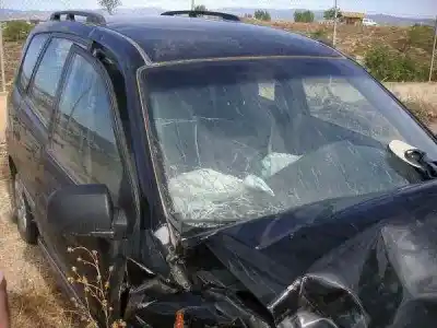 Veículo de Sucata kia carens 2.0 crdi ex monovolumen do ano 2005 alimentado d4ea