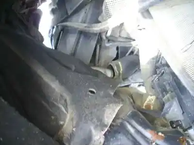 Veículo de Sucata kia carens 2.0 crdi ex monovolumen do ano 2005 alimentado d4ea