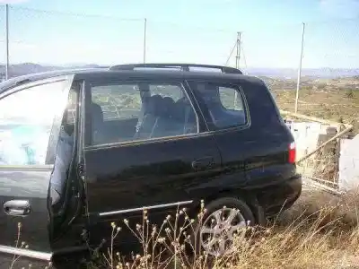 Veículo de Sucata kia carens 2.0 crdi ex monovolumen do ano 2005 alimentado d4ea