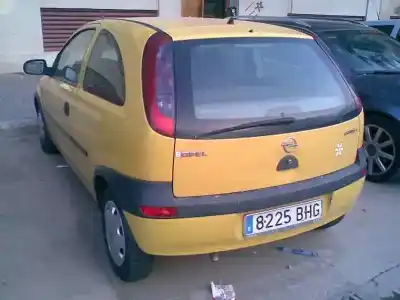 Veicolo di demolizione opel corsa c comfort dell'anno 2001 alimentato z10xe