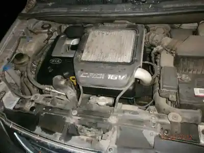 Veículo de Sucata kia carens 2.0 crdi ex monovolumen do ano 2004 alimentado d4ea