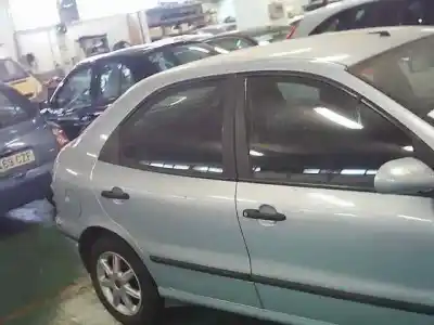 Veicolo di demolizione fiat brava (182) 1.9 jtd cat dell'anno 2000 alimentato 182b4000