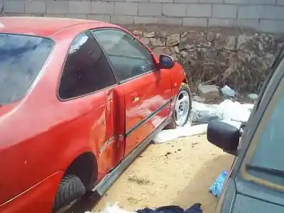 Véhicule à la ferraille honda                                              civic coupe (ej6/8)                                                                                                                                                                                                                                        1.6 sr (ej8)                                                                                                                                                                                                                                               de l'année 1997 alimenté d16yb