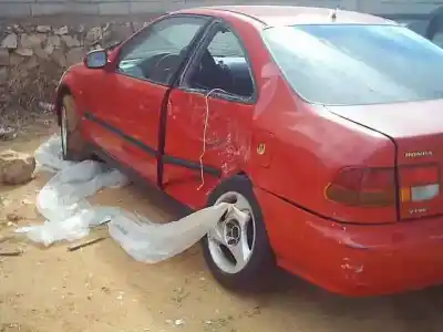 Véhicule à la ferraille honda                                              civic coupe (ej6/8)                                                                                                                                                                                                                                        1.6 sr (ej8)                                                                                                                                                                                                                                               de l'année 1997 alimenté d16yb