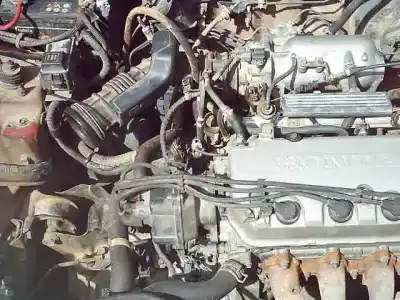 Véhicule à la ferraille honda                                              civic coupe (ej6/8)                                                                                                                                                                                                                                        1.6 sr (ej8)                                                                                                                                                                                                                                               de l'année 1997 alimenté d16yb