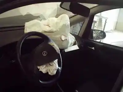 Veicolo di demolizione opel zafira a elegance dell'anno 2003 alimentato z18xe