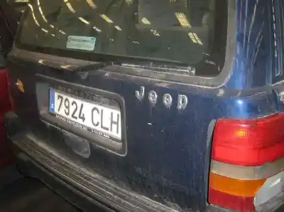 Veículo de Sucata jeep gr.cherokee (zj)/ (z) 4.0 laredo (zj) do ano 1997 alimentado 3i2mx07