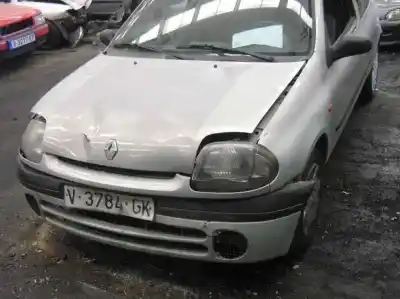 Здавання транспортного засобу renault clio ii fase i (b/cbo) 1.9 d alize року 1999 потужний f8q Здавання транспортного засобу renault clio ii fase i (b/cbo) 1.9 d alize року 1999 потужний f8q