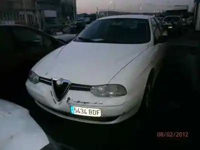 Veículo de Sucata ALFA ROMEO 156 2.4 JTD CAT do ano 2000 alimentado AR32310