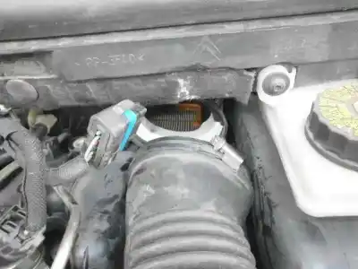 Véhicule à la ferraille citroen c4 coupe cool de l'année 2010 alimenté 9hx(dv6ated4)