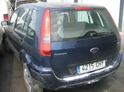 Veículo de Sucata ford fiesta (cbk) ghia do ano 2003 alimentado f6ja