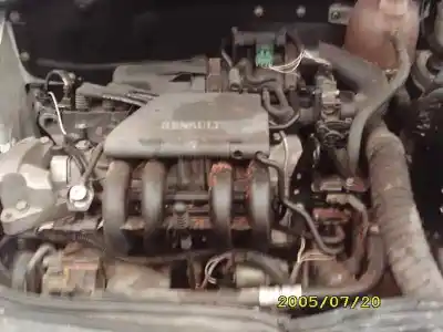 Здавання транспортного засобу renault clio ii fase i (b/cbo) 1.2 року 1998 потужний d7f