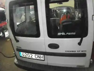 Vehículo de desguace opel combo cargo del año 2003 con motor y17dt