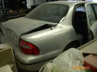 Sloopvoertuig kia clarus 1.8 cat van het jaar 2000 aangedreven t8