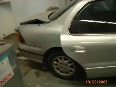 Sloopvoertuig kia clarus 1.8 cat van het jaar 2000 aangedreven t8