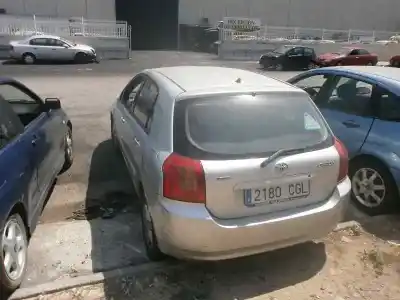 Scrapping Vehicle toyota corolla (_e12_) 2.0 d-4d (cde120_) of the year 2003 powered 1cd-ftv