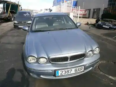 Scrapping Vehicle jaguar x-type 2.1 v6 24v cat of the year 2002 powered 
