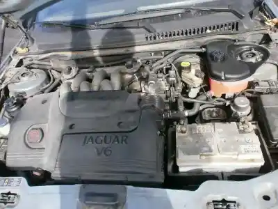 Scrapping Vehicle jaguar x-type 2.1 v6 24v cat of the year 2002 powered 