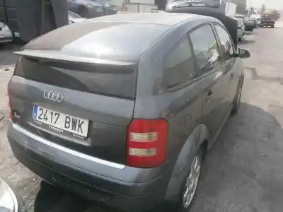 Veicolo di demolizione audi a2 (8z) 1.4 dell'anno 2002 alimentato 