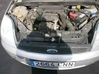 Veicolo di demolizione ford fiesta (cbk) ambiente dell'anno 2003 alimentato f6ja