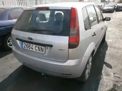 Veicolo di demolizione ford fiesta (cbk) ambiente dell'anno 2003 alimentato f6ja