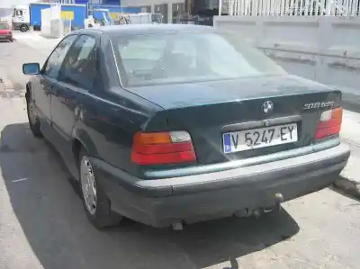 Veículo de Sucata bmw serie 3 berlina (e36) 318tds do ano 1995 alimentado 17 4t 1 d