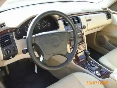 Утилизация автомобиля mercedes-benz clase e (w210) berlina 320 (210.065) года 1998 питание 112 941