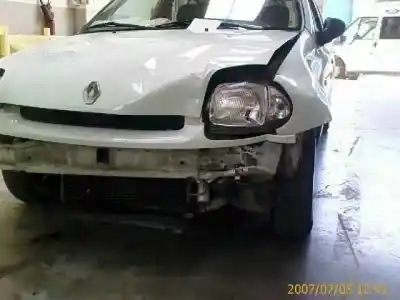 Здавання транспортного засобу renault clio ii fase i (b/cbo) 1.9 d alize року 1999 потужний f8q k6 Здавання транспортного засобу renault clio ii fase i (b/cbo) 1.9 d alize року 1999 потужний f8q k6