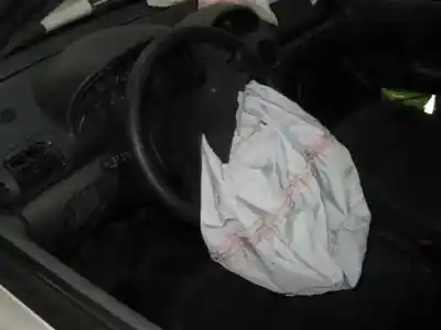 Здавання транспортного засобу renault clio ii fase i (b/cbo) 1.9 d alize року 1999 потужний f8q k6 Здавання транспортного засобу renault clio ii fase i (b/cbo) 1.9 d alize року 1999 потужний f8q k6