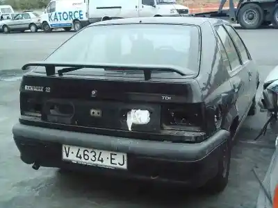 Vehículo de desguace RENAULT 19 (B/C/L53) 1.9D del año 1992 con motor F8Q