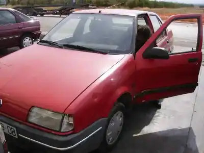 Veicolo di demolizione renault 19 (b/c/l53) * dell'anno 1989 alimentato e6j