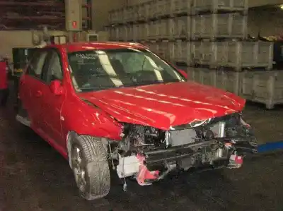 Veículo de Sucata KIA CERATO 2.0 LX CRDi Familiar do ano 2005 alimentado 