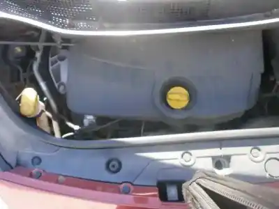 Veículo de Sucata renault scenic ii confort dynamique do ano 2003 alimentado f9q812