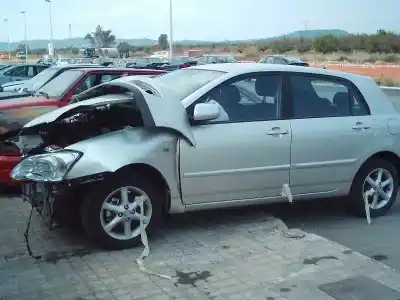 Veículo de Sucata toyota corolla (e12) 1.6 16v do ano 2004 alimentado 3zzfe