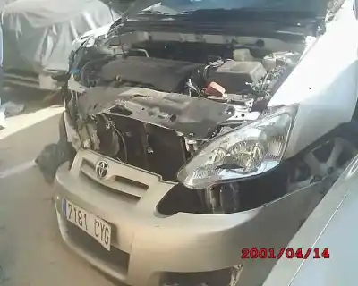 Veículo de Sucata toyota corolla (e12) 1.6 16v do ano 2004 alimentado 3zzfe