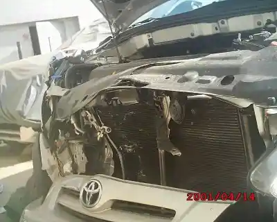 Veículo de Sucata toyota corolla (e12) 1.6 16v do ano 2004 alimentado 3zzfe