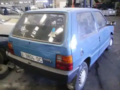 Veicolo di demolizione fiat uno (146) 1.1 60 dell'anno 1989 alimentato 156a2000