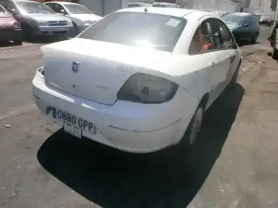 Veículo de Sucata fiat linea (110) activa (110.0/111.0) do ano 2009 alimentado 199a3.000