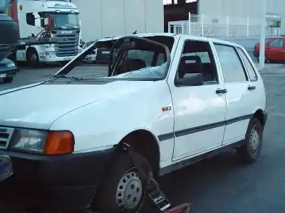 Veicolo di demolizione FIAT UNO (146) * dell'anno 1995 alimentato D-146B2.000