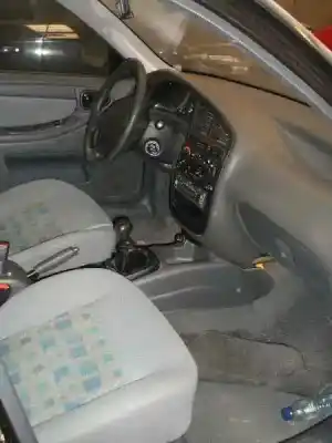 Veicolo di demolizione daewoo lanos cool dell'anno 2002 alimentato a13sms