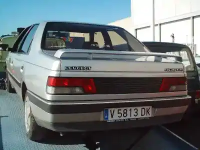 Panneau de porte arrière gauche PEUGEOT 405 I (15B) 1.8 Turbo