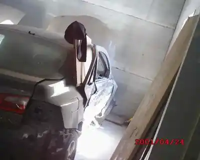 Veículo de Sucata renault laguna ii (bg0) dynamique do ano 2003 alimentado 