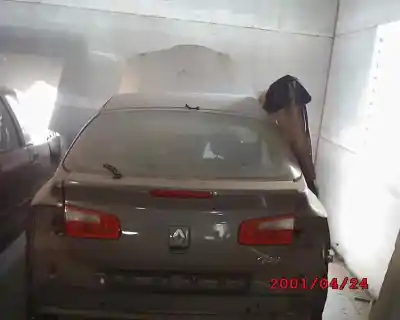 Veículo de Sucata renault laguna ii (bg0) dynamique do ano 2003 alimentado 