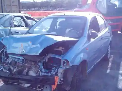 Veículo de Sucata daewoo kalos 1.4 se do ano 2004 alimentado f14s3