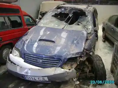 Veículo de Sucata KIA CARNIVAL II 2.9 CDRi EX do ano 2001 alimentado J3