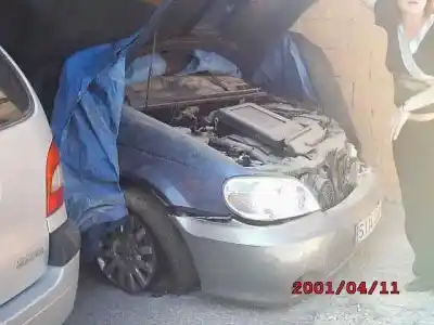 Veículo de Sucata kia carnival ii 2.9 cdri ex do ano 2001 alimentado j3